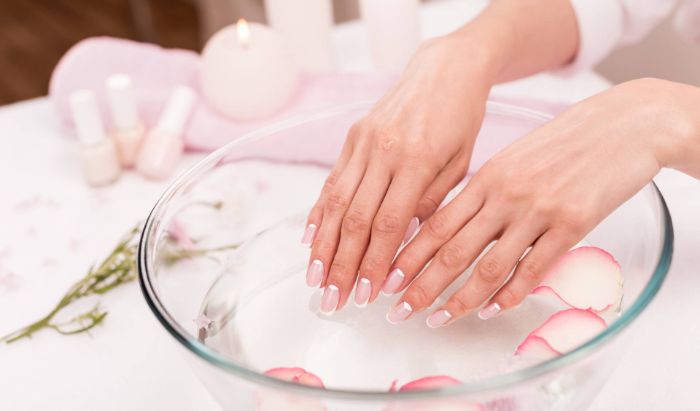 Spa Manicure article image