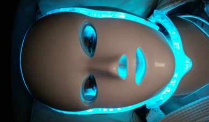 CYAN LIGHT THERAPY article image