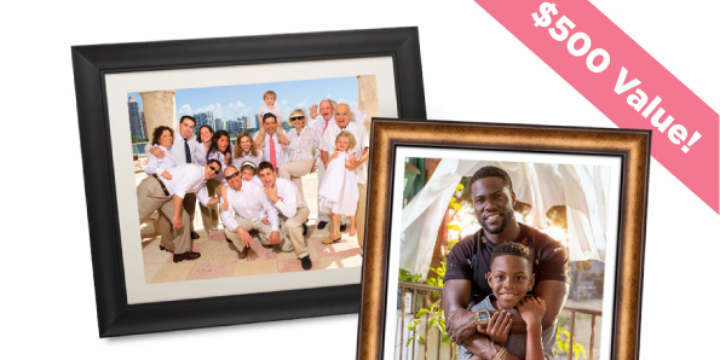 Free 16x20 Luxury Print With Family Photoshoot offer image
