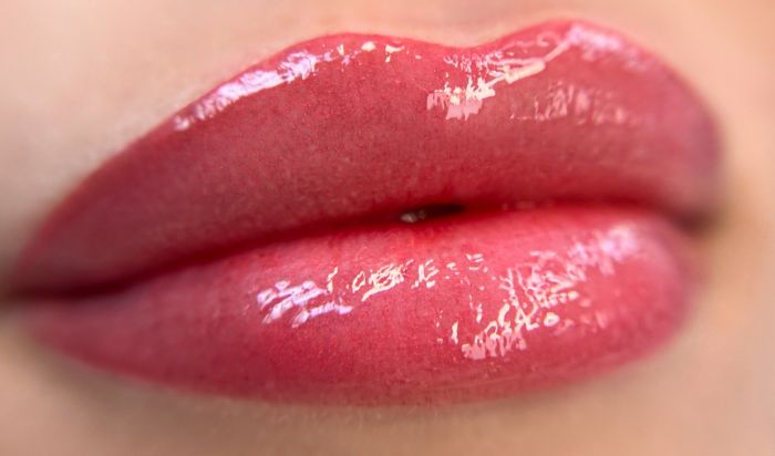 LIPS BLUSH with MALE APPRENTICE $350 OFF article image