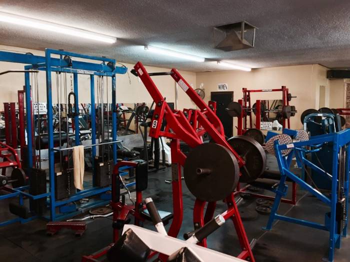 Strength & Health Gym - Sports Recovery Center In Bakersfield 