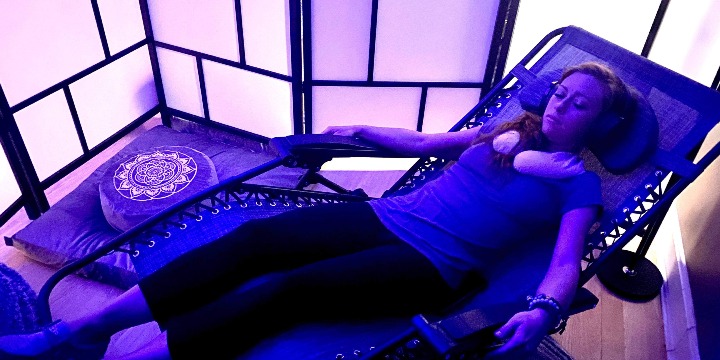15 mins Free in Zen Den's Relaxation Room offer image
